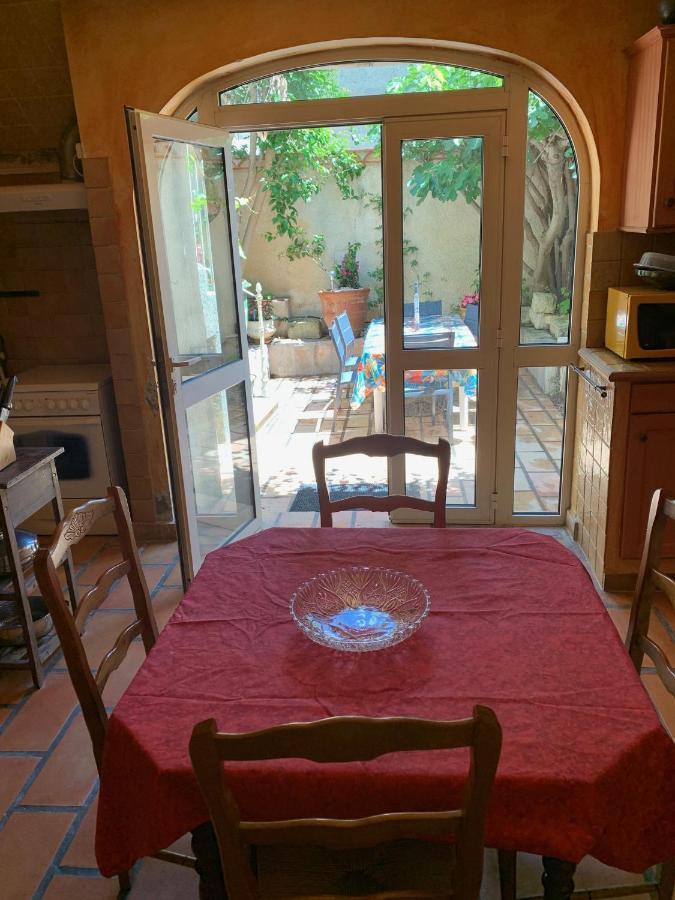 La Maison Sur La Place إج مورت المظهر الخارجي الصورة