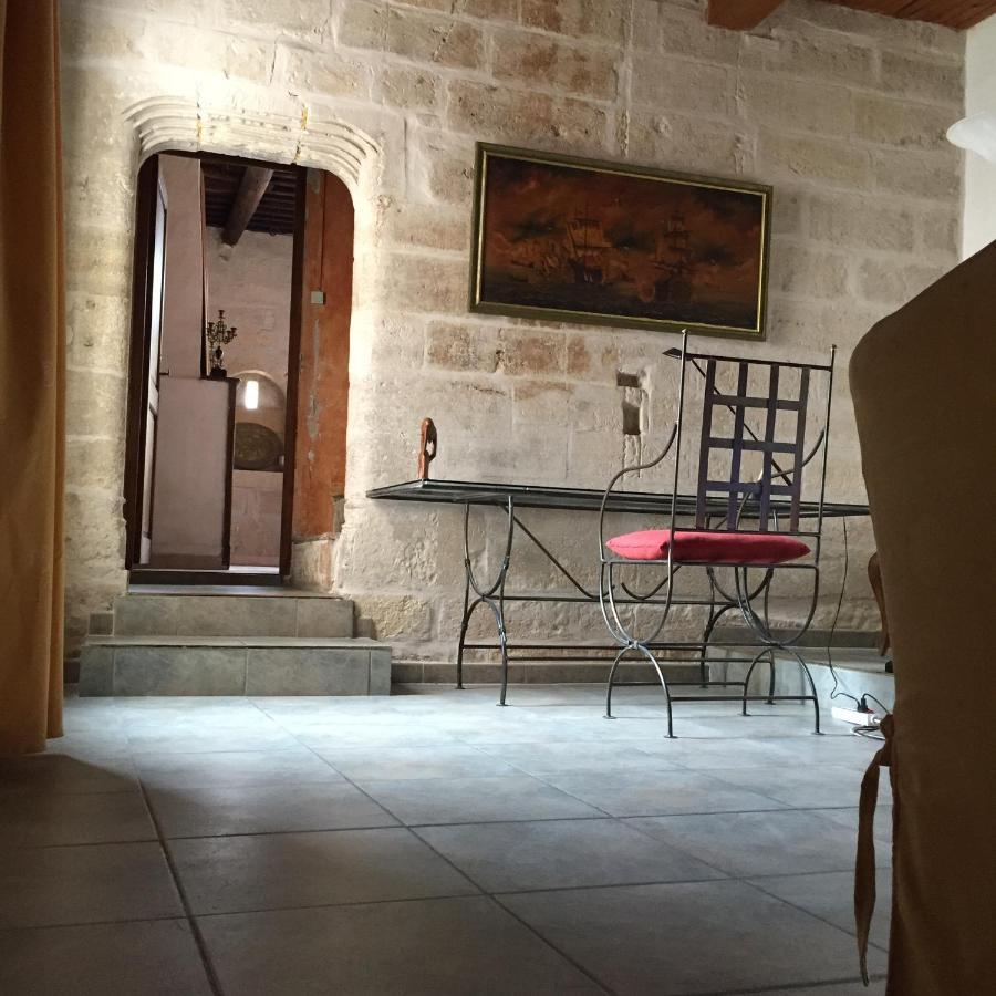La Maison Sur La Place إج مورت المظهر الخارجي الصورة