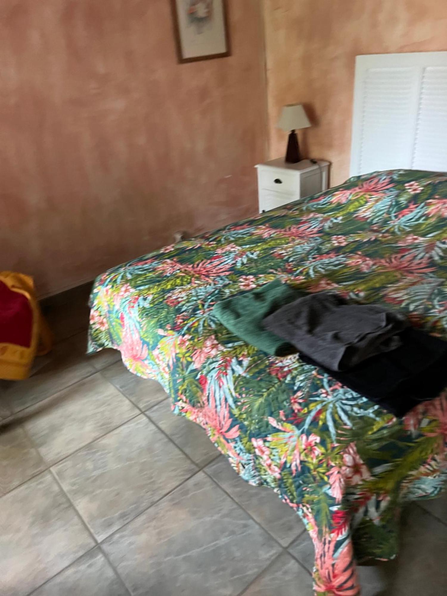 La Maison Sur La Place إج مورت المظهر الخارجي الصورة